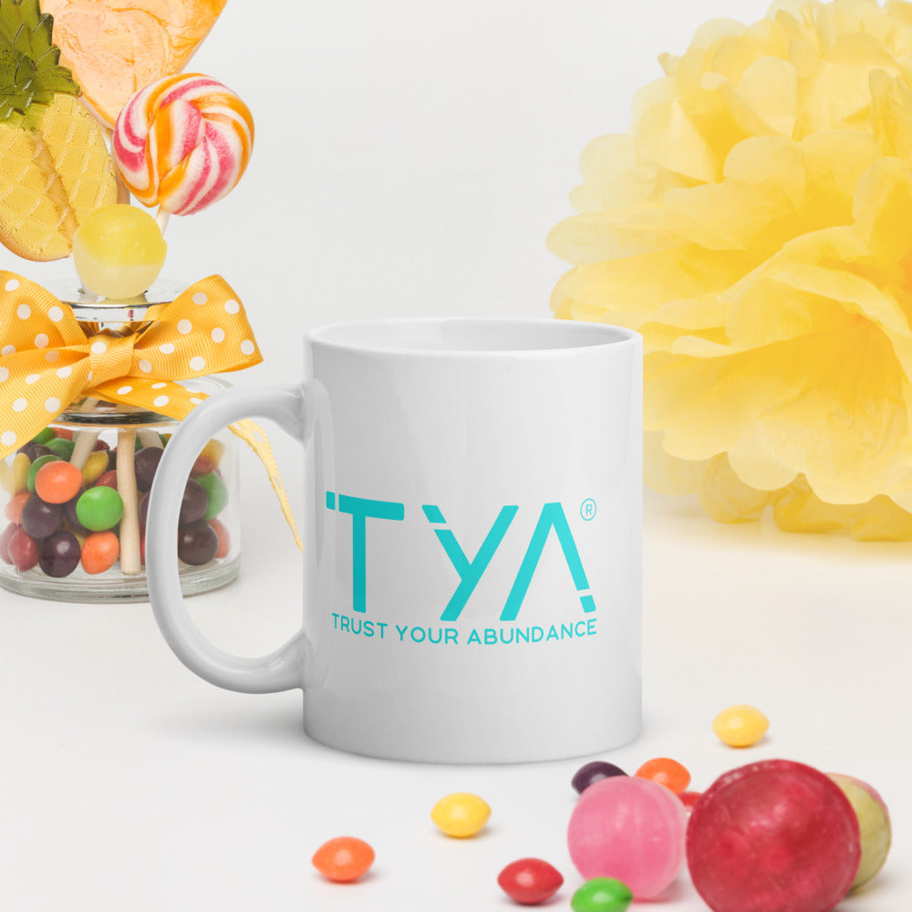 Tya White Glossy Mug in Hibiscus